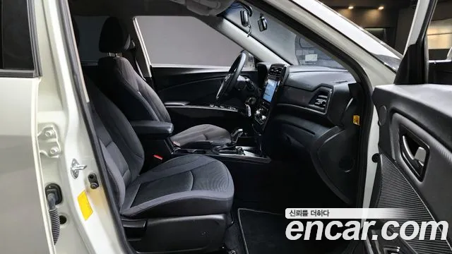 KG_Mobility_Ssangyong TIBOLI Very New Tivoli Бензин 1.5 2WD — Фото автомобиля 10