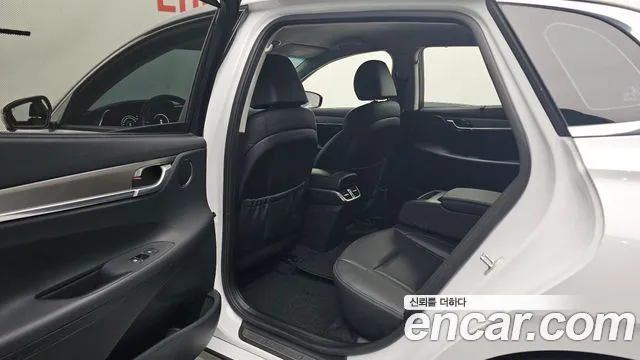 Hyundai Grandeur Новый Grandeur IG — Фото автомобиля 11