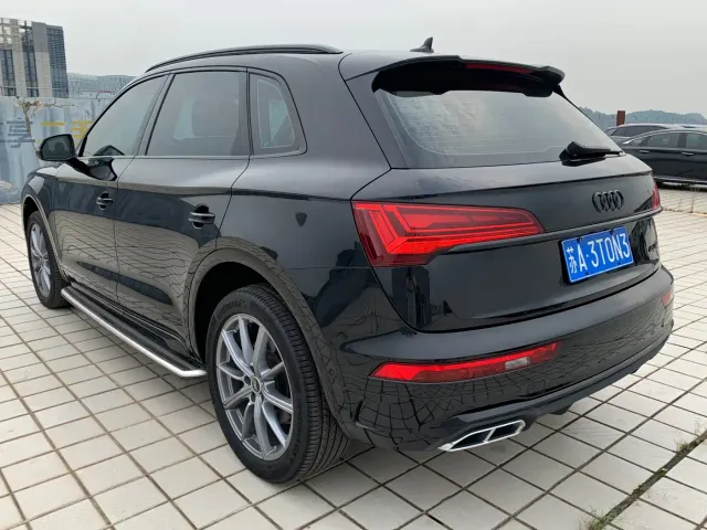 Audi Q5L — Фото автомобиля 4