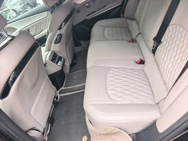 BYD Han — Фото автомобиля 8