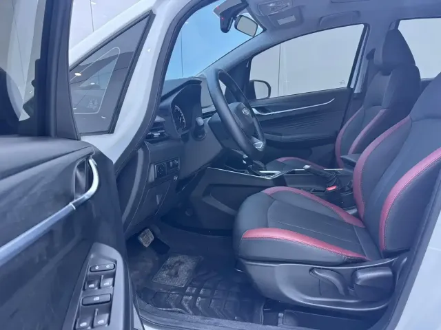 Geely Vision X3 — Фото автомобиля 7