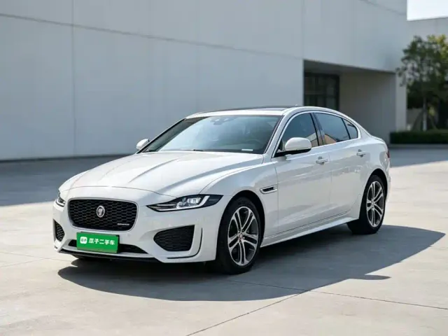 Фотография автомобиля — Jaguar XEL