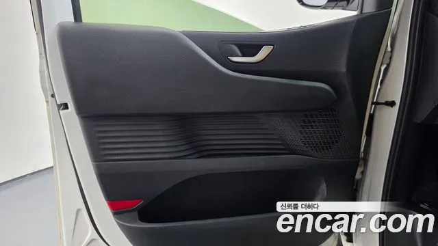 Hyundai Staria — Фото автомобиля 24