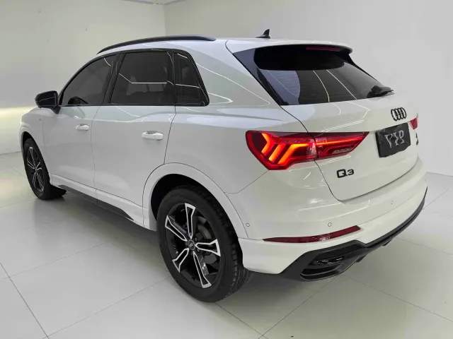 Audi Q3 — Фото автомобиля 6