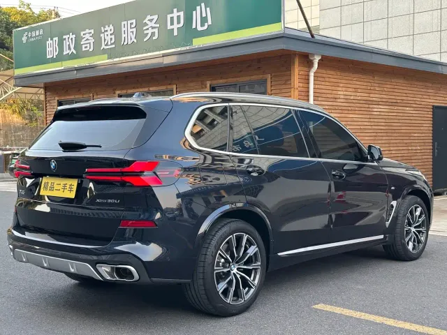 BMW X5 — Фото автомобиля 15