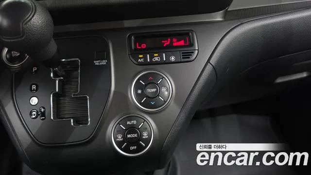 Kia RAY Новый Kia Ray Фургон — Фото автомобиля 6