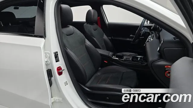 Mercedes-Benz A-Class W177 — Фото автомобиля 16