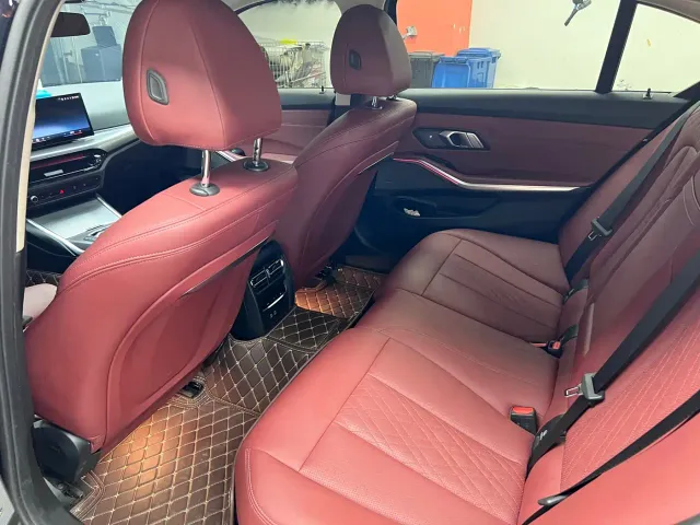 BMW 3 Series — Фото автомобиля 8