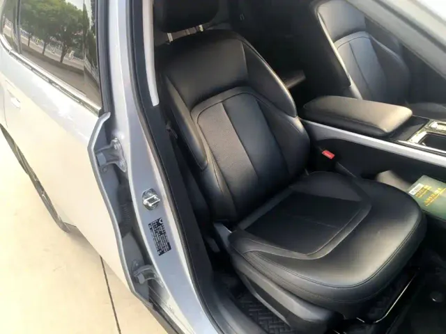 Wuling Starlight — Фото автомобиля 24