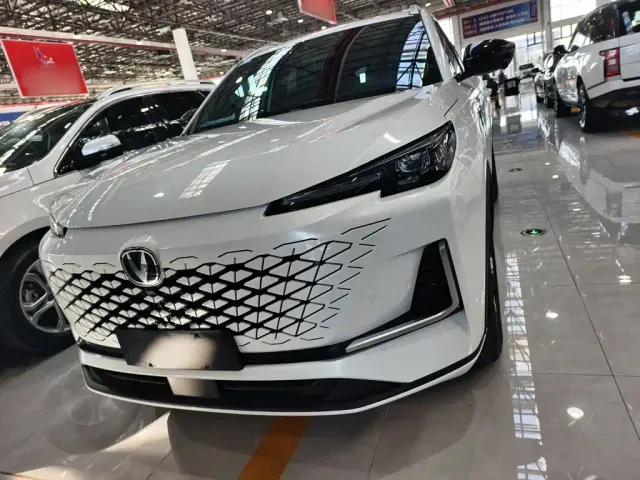 Changan CS55 Plus — Фото автомобиля 6