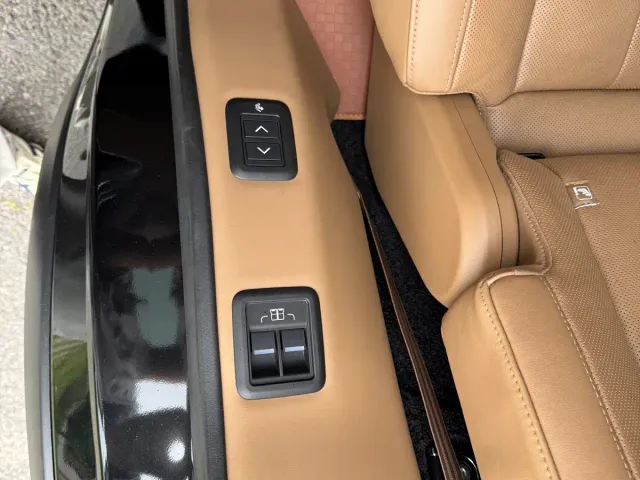 Land Rover Range Rover — Фото автомобиля 11