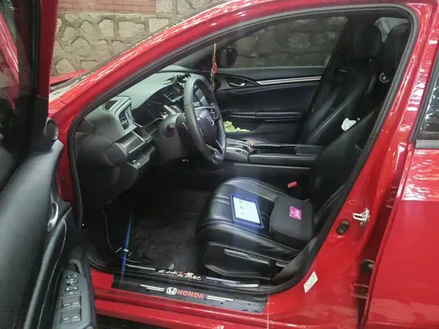 Honda Civic — Фото автомобиля 8