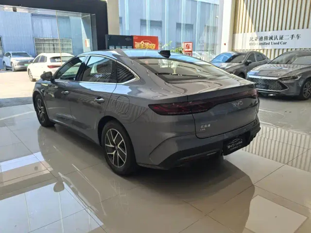BYD Qin L — Фото автомобиля 4