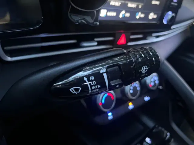 Hyundai Elantra — Фото автомобиля 8