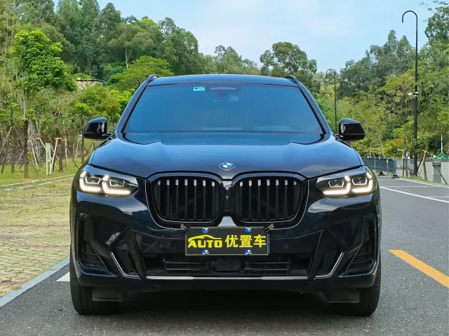 BMW X3 — Фото автомобиля 2