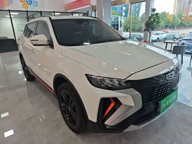 Geely Boyue — Фото автомобиля 3