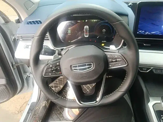 Geely Xingrui — Фото автомобиля 10