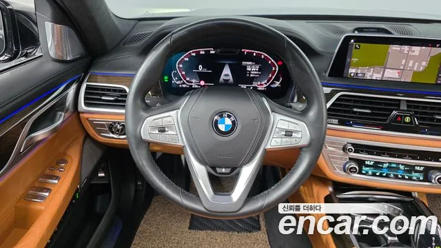 BMW 7 Series — Фото автомобиля 12