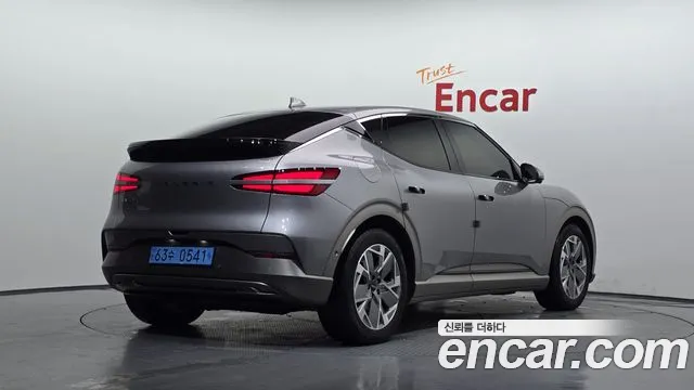 Genesis GV60 — Фото автомобиля 2