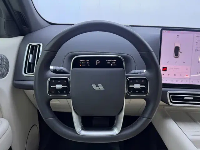 Li Auto L7 — Фото автомобиля 21