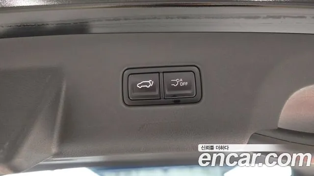 Kia Carnival Generation 4 — Фото автомобиля 17