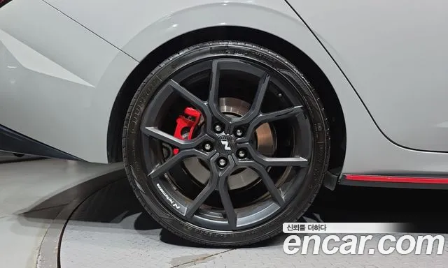 Hyundai Avante CN7 — Фото автомобиля 5
