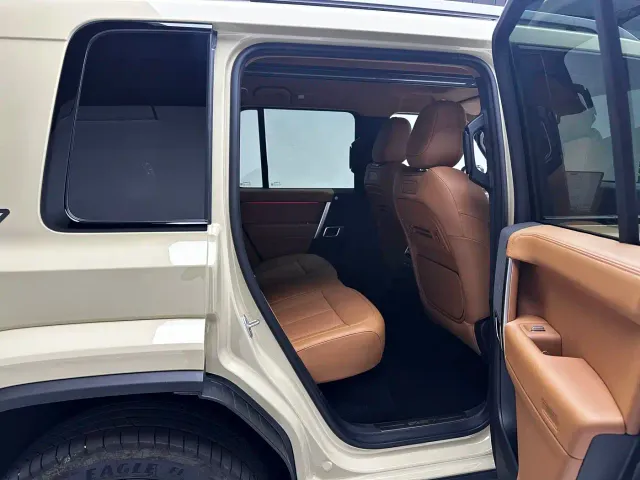 iCAR V27 — Фото автомобиля 12