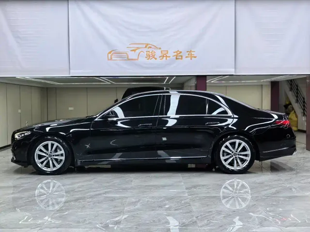 Mercedes-Benz S-Class — Фото автомобиля 7