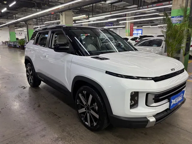 Geely ICON — Фото автомобиля 3