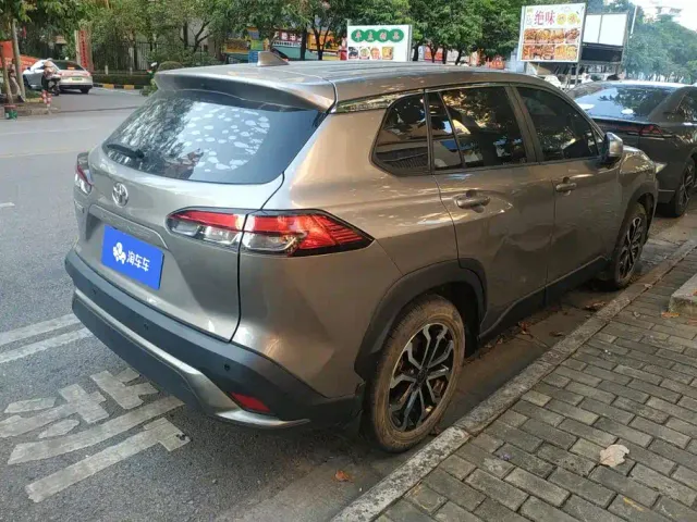 Toyota Frontlander — Фото автомобиля 3