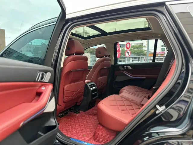 BMW X5 — Фото автомобиля 12