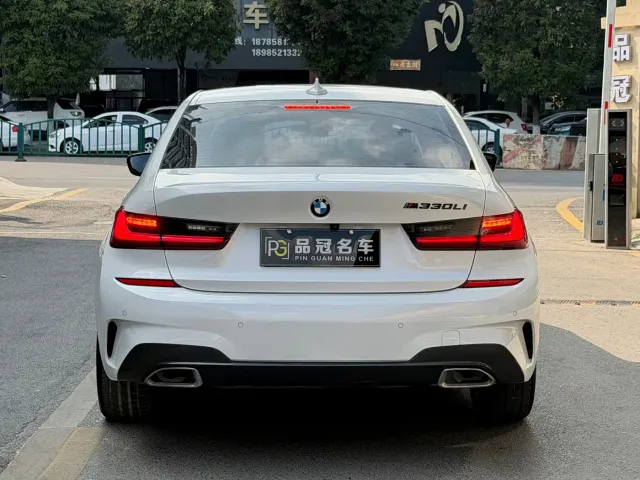BMW 3 Series — Фото автомобиля 8