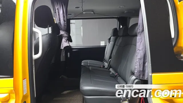 Hyundai Staria Staria L3.5 Школьный автобус — Фото автомобиля 11