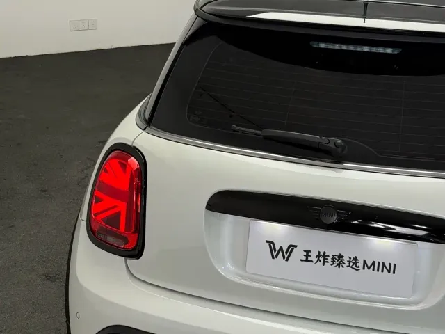 MINI Hatch — Фото автомобиля 16