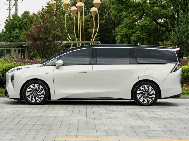 Buick Zhijing Shijia — Фото автомобиля 6