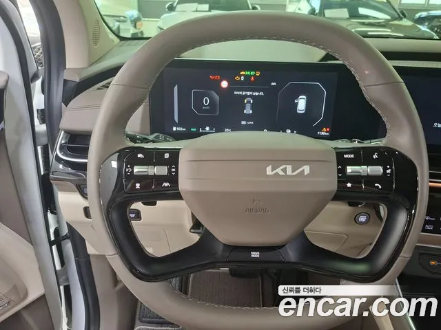 Kia Carnival 4th Gen — Фото автомобиля 5