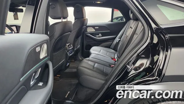 Mercedes-Benz GLE-Class — Фото автомобиля 17