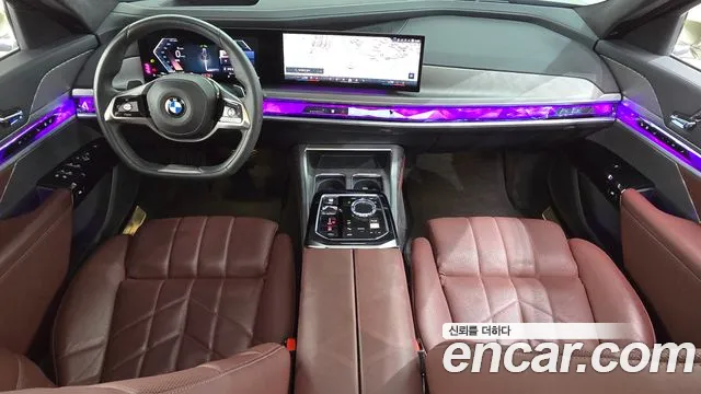 BMW 7-Series 7 серия (G70) 740i sDrive Design Pure Excellence — Фото автомобиля 6