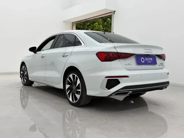 Audi A3 — Фото автомобиля 4