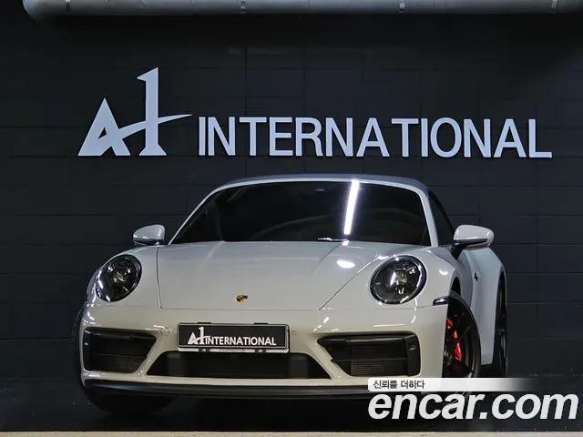 Фотография автомобиля — Porsche 911 992