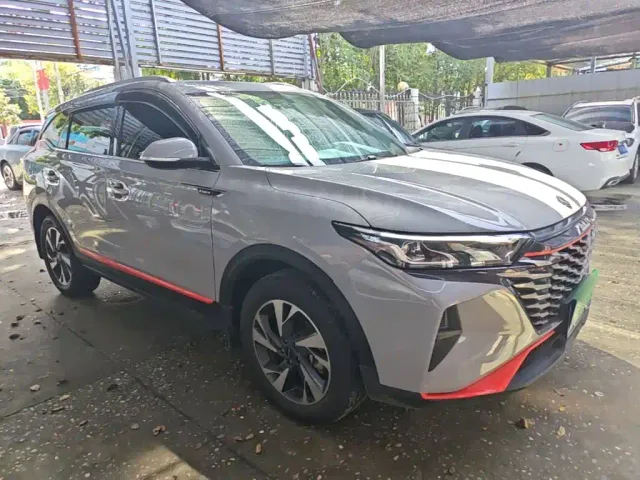 Dongfeng Fengshen AX7 — Фото автомобиля 3