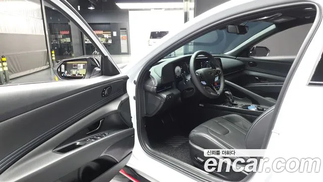 Hyundai Avante CN7 — Фото автомобиля 15
