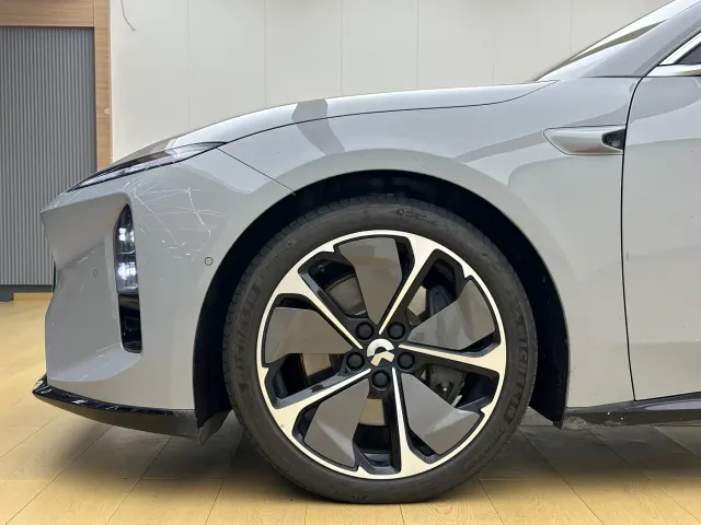 Nio ET5 Touring — Фото автомобиля 16