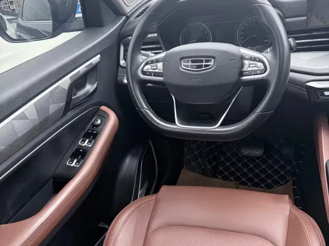 Geely Vision X6 — Фото автомобиля 8