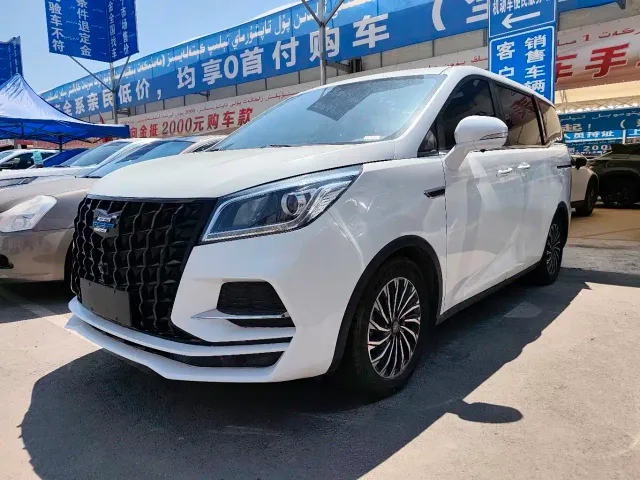 Фотография автомобиля — Changan Oushang Kosai