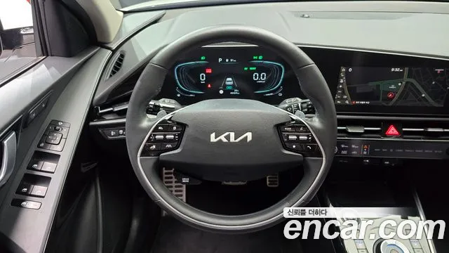 Kia Niro The All New Niro Signature — Фото автомобиля 13