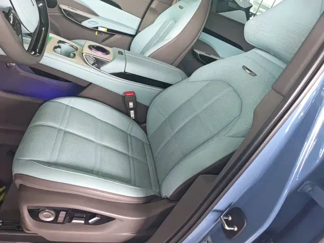 Hongqi Tian Gong 08 — Фото автомобиля 14