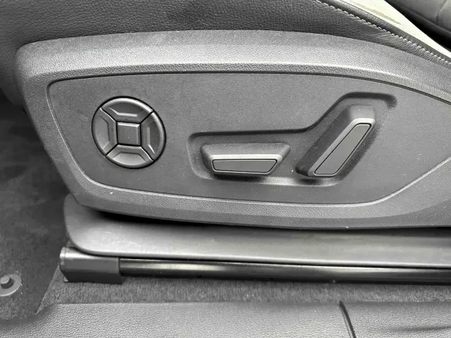 Audi Q3 — Фото автомобиля 12