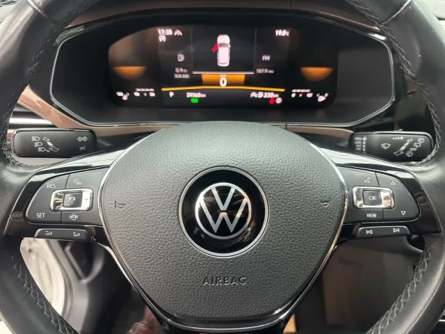 Volkswagen Tharu — Фото автомобиля 9