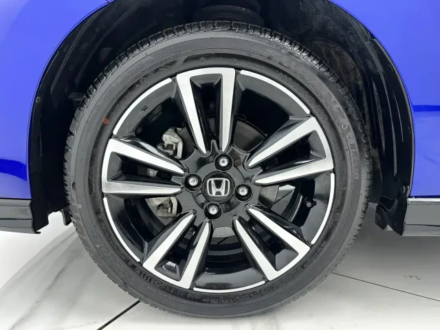 Honda Fit — Фото автомобиля 12